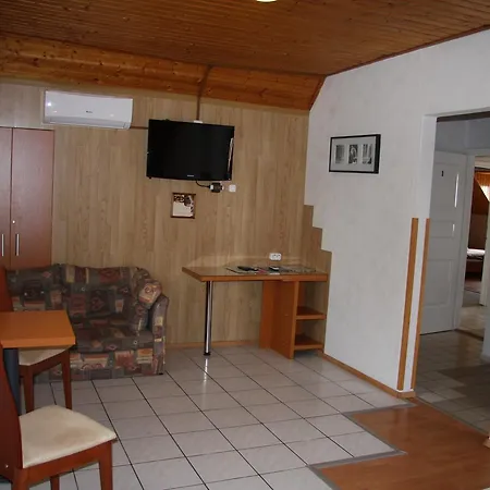 Bed & Breakfast Pension Family Fabsits