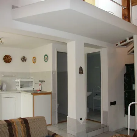 Pension Family Fabsits Bed & Breakfast 3*